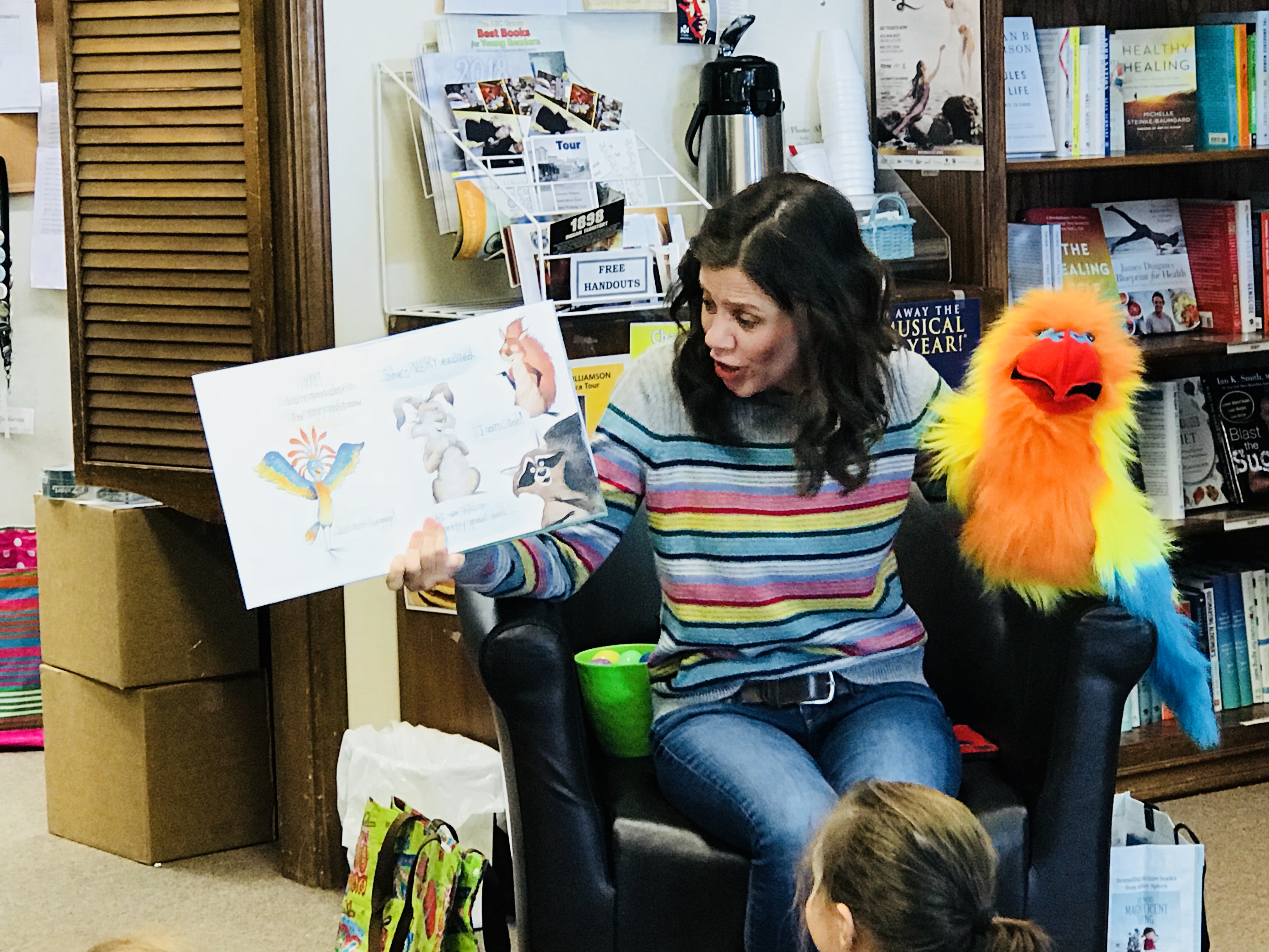 Tammi Sauer reads Wordy Birdy KimTurnerMcCulley.com